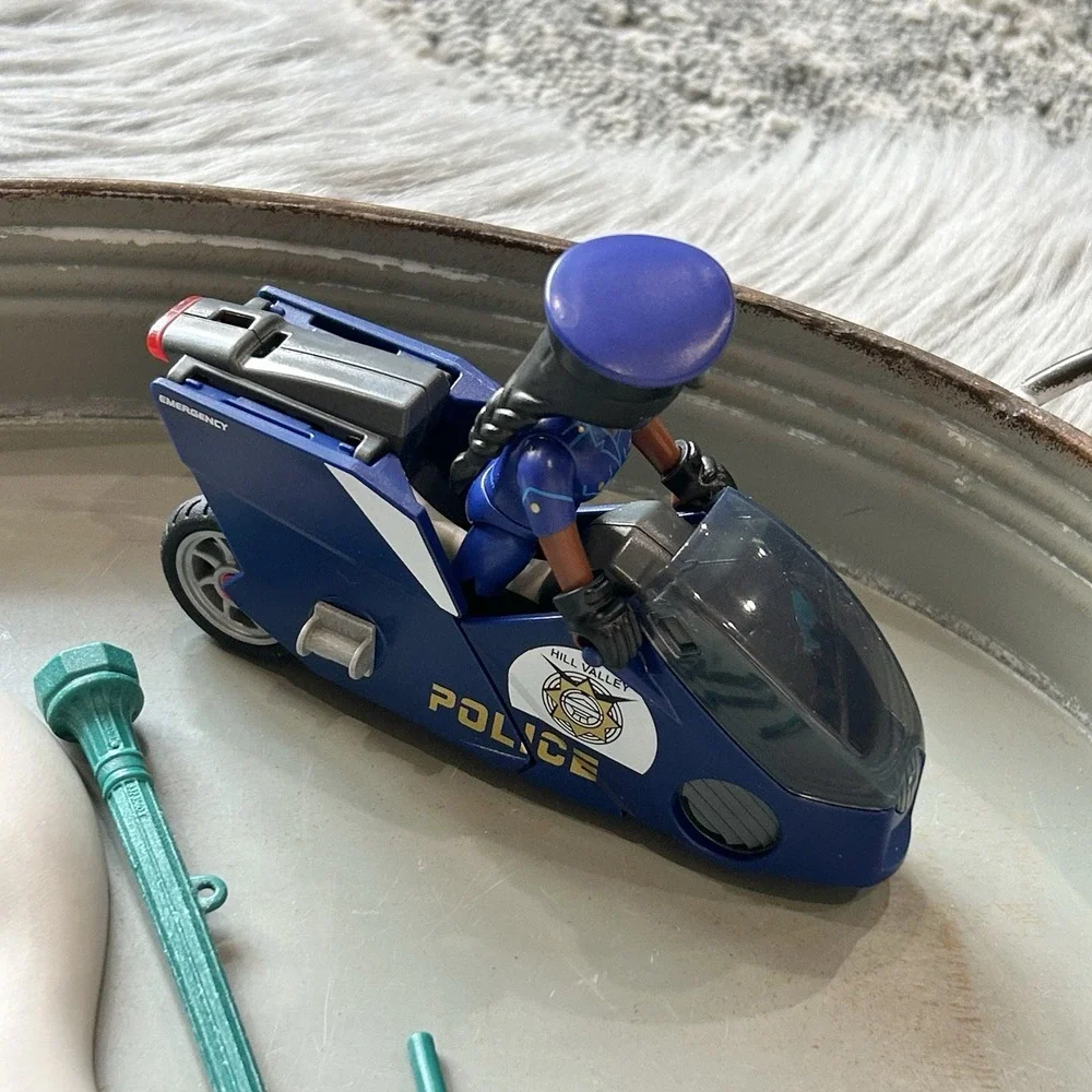 Playmobil‎ BACK TO THE FUTURE 70634 Marty McFly - Police - Replacement Parts